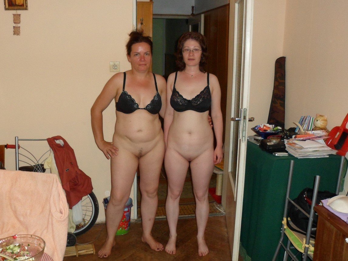 Bulgarian amateur and her friends #wZkeA9Dp