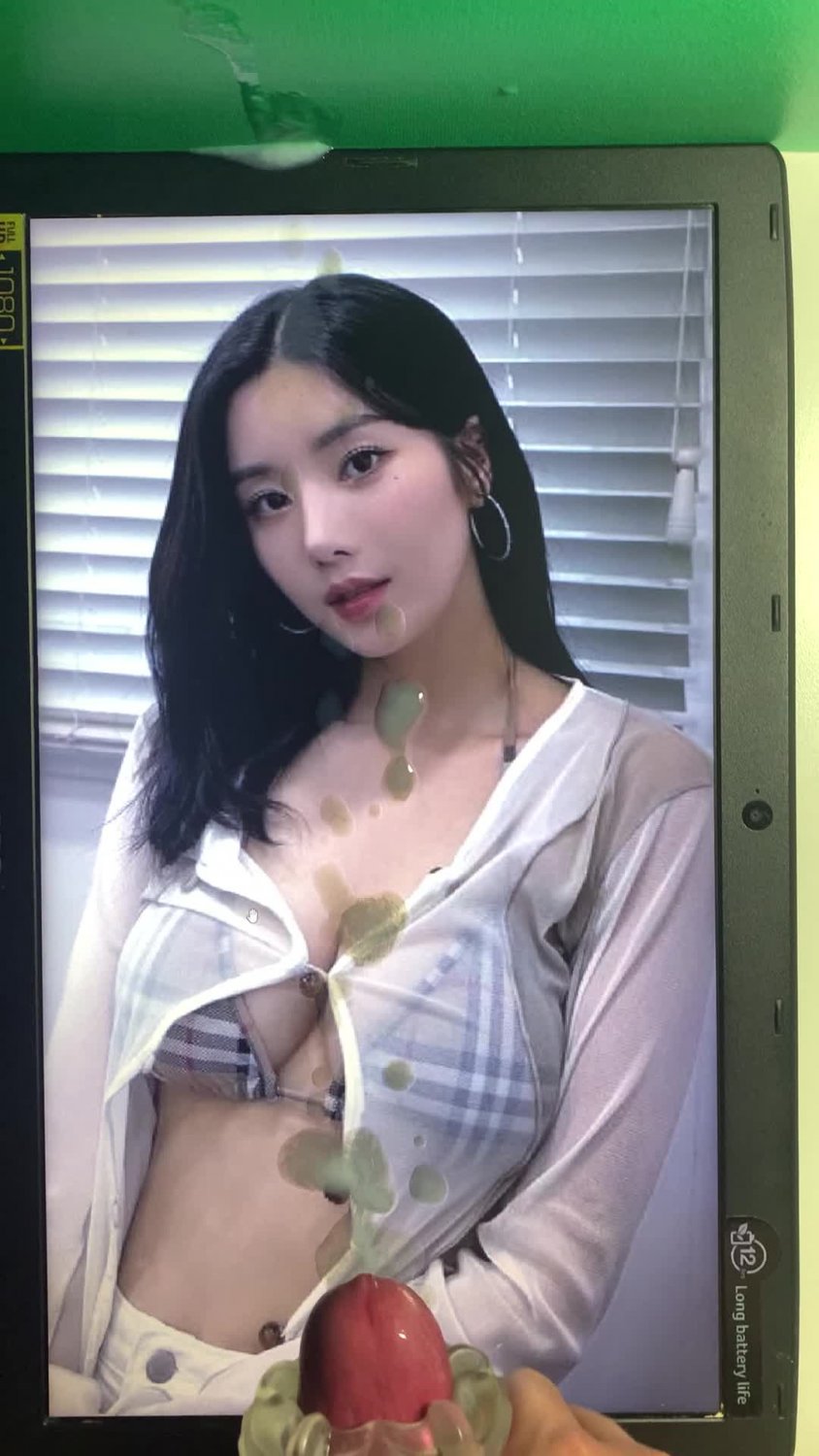 Kwon eunbi sexy
