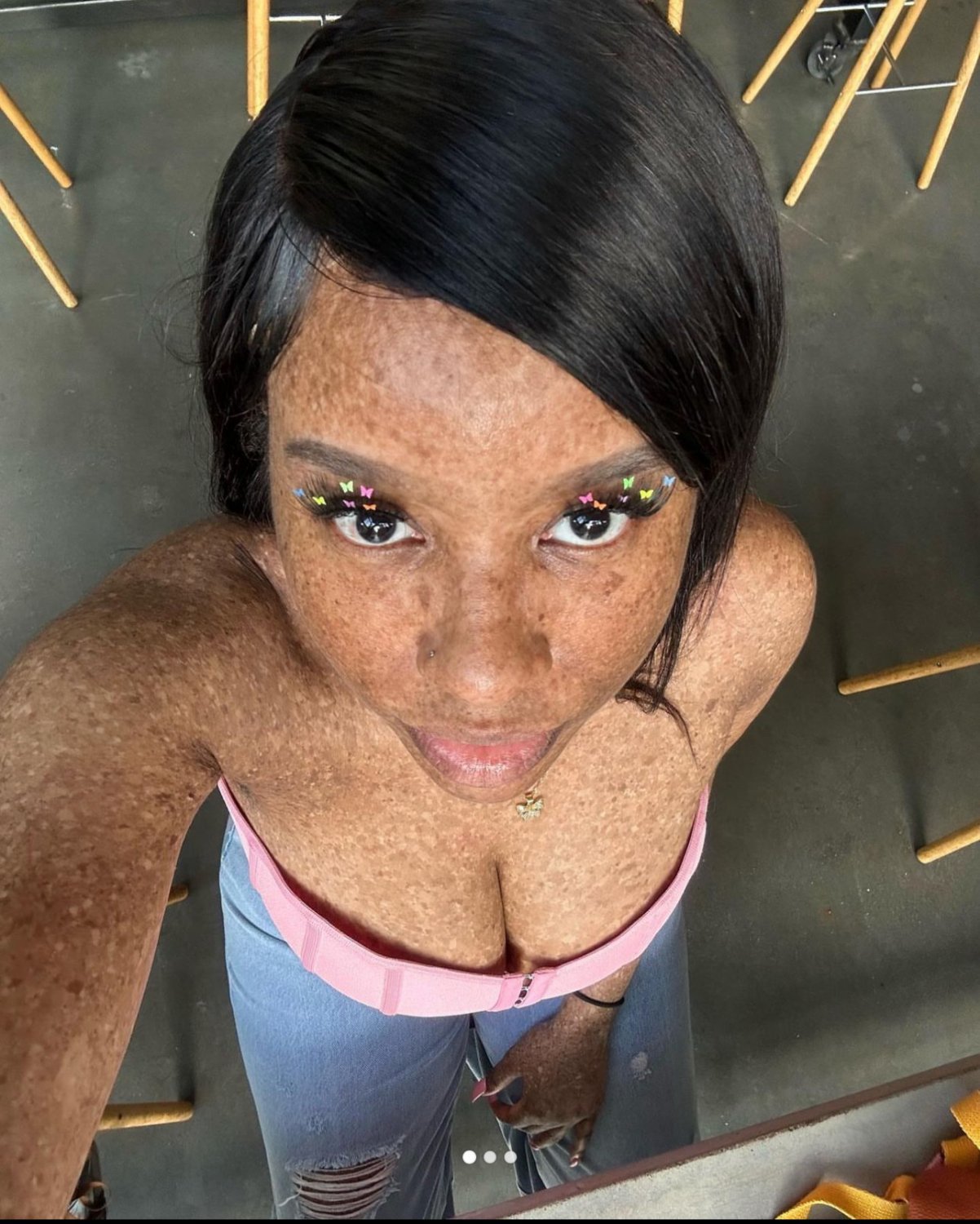 Freckles #v8sB6nW9