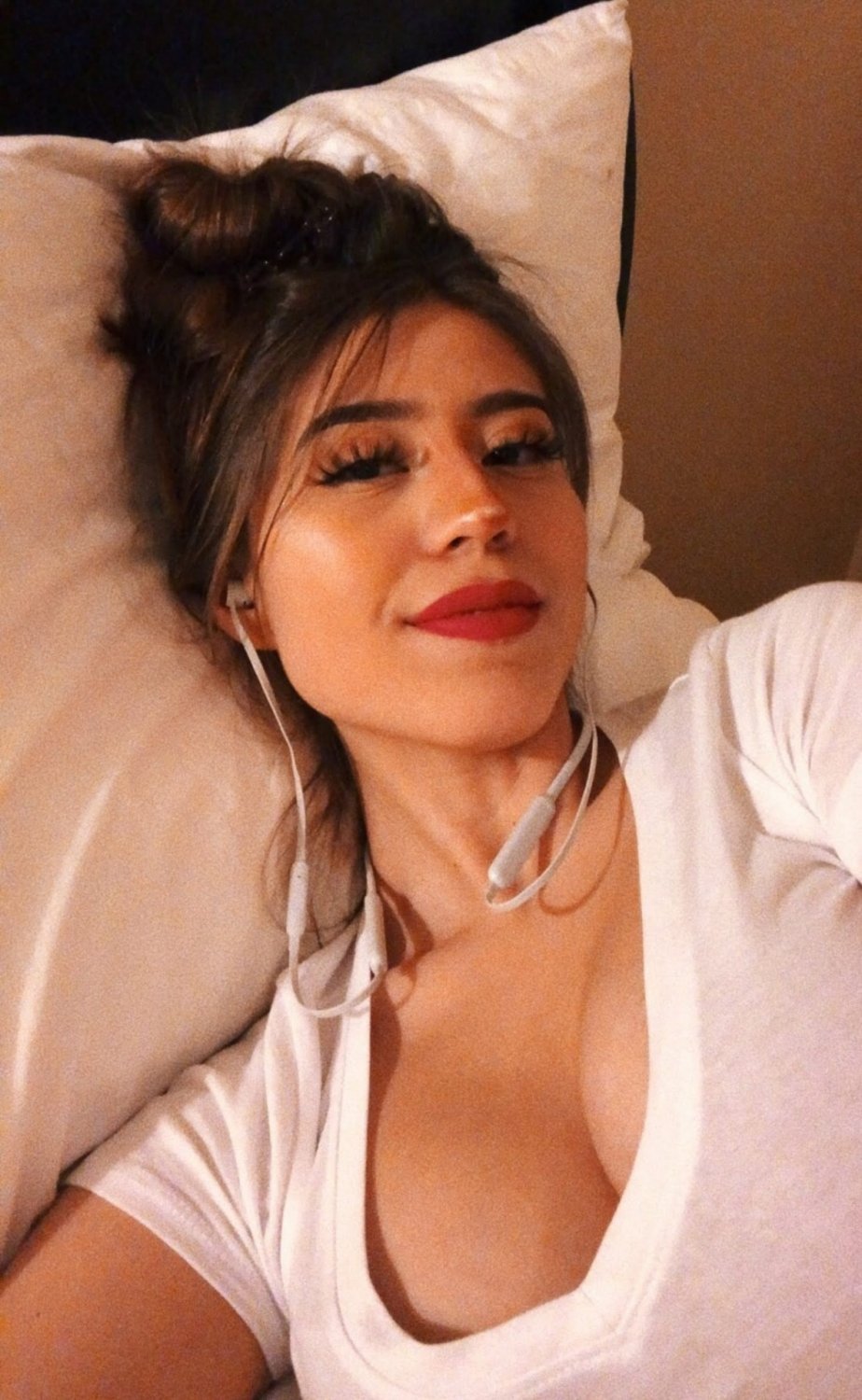 Busty Teen #o03wkWJq
