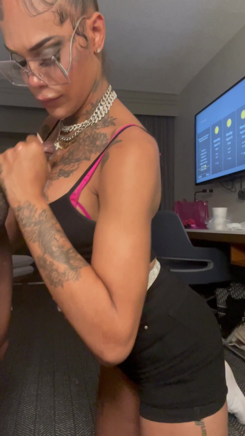 Realkeykardash - Porn Videos & Photos - EroMe