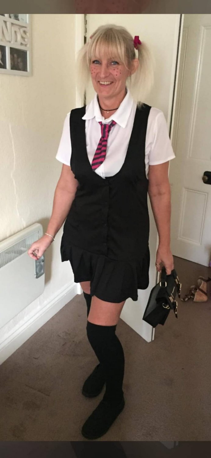 Blonde British Milf 2nd Album #sVvLjubE