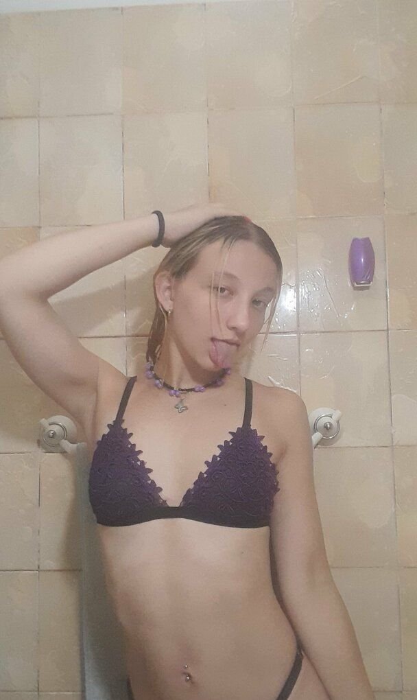 putita caliente