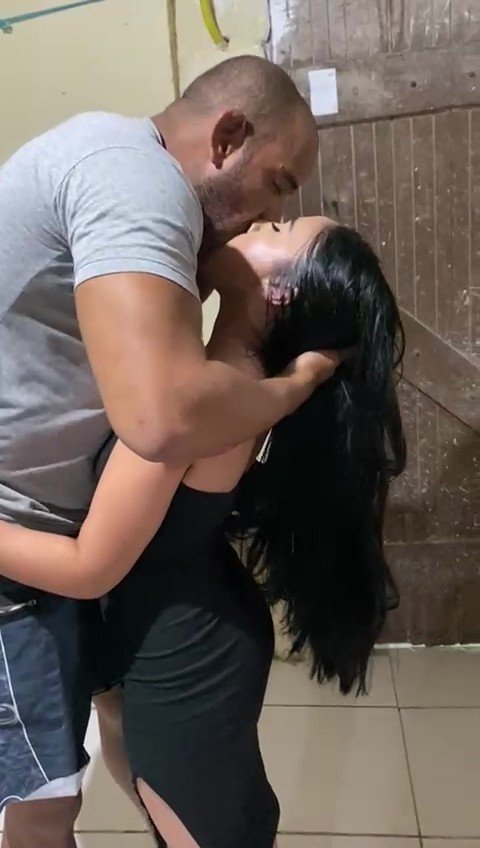 NEGÃO GRANDE QUE A CASADA MAMA EM PE HOTWIFE MULHER ESPOSA NAMORADA MORENA LINDA GOSTOSA PUTA VADIA VAGABUNDA NINFETA NOVINHA TEEN CASAL CORNO AMADOR CUCKOLD INSTAGRAM CAIU VAZOU DOTADO COM #cRywbLY8