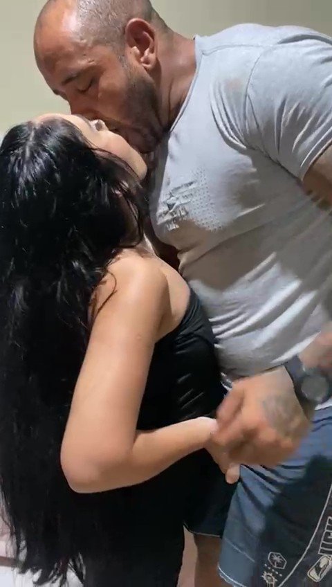NEGÃO GRANDE QUE A CASADA MAMA EM PE HOTWIFE MULHER ESPOSA NAMORADA MORENA LINDA GOSTOSA PUTA VADIA VAGABUNDA NINFETA NOVINHA TEEN CASAL CORNO AMADOR CUCKOLD INSTAGRAM CAIU VAZOU DOTADO COM #r3ZSQJkm